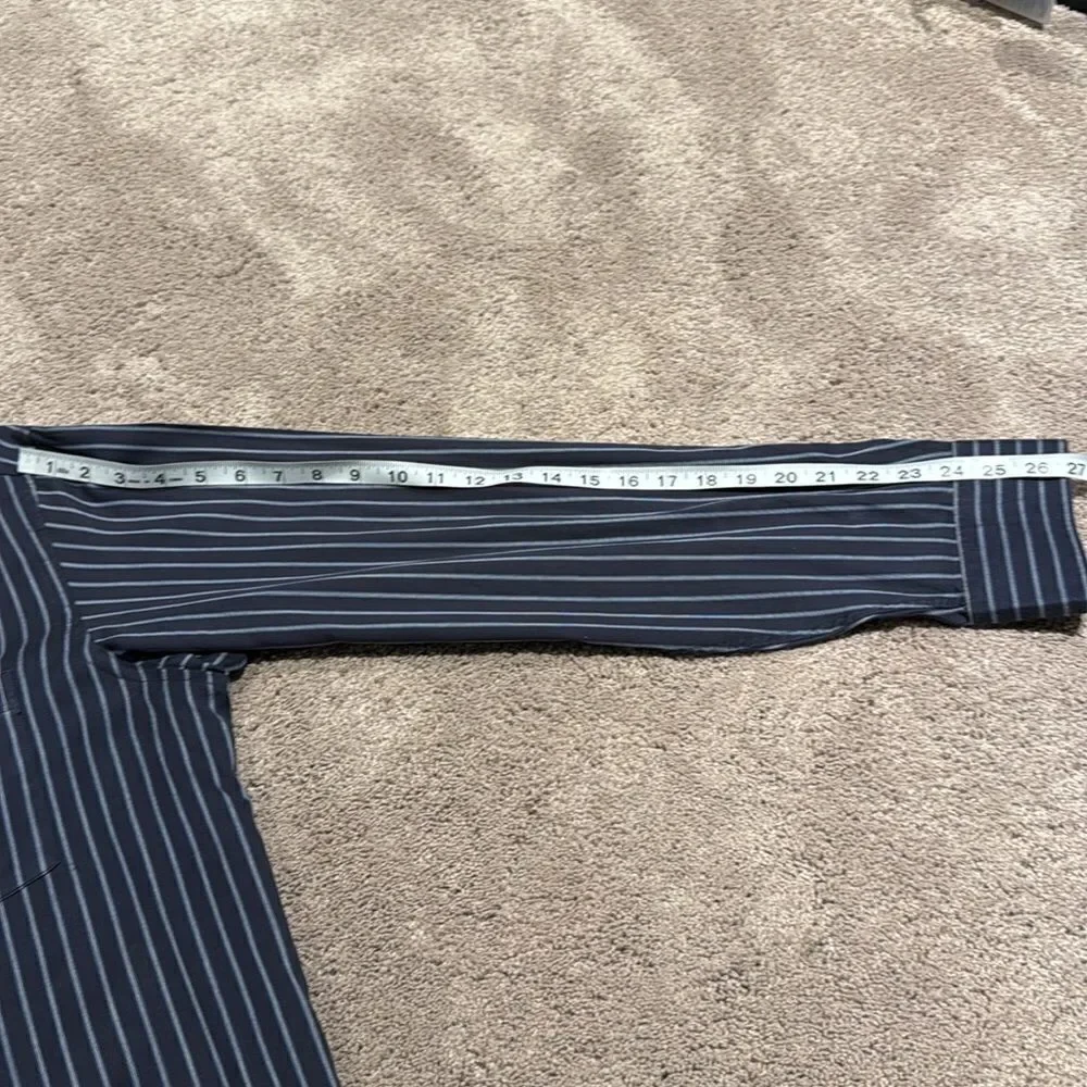 BUGATCHI Uomo size Xl dress shirt - check out the sleeve cuff design! Navy blue